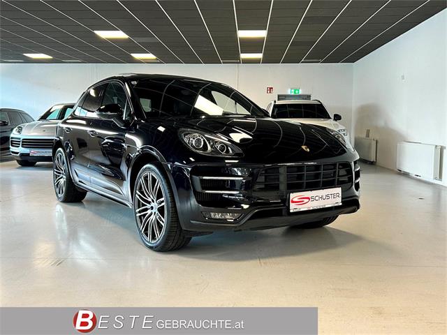 Porsche Macan - � 42990