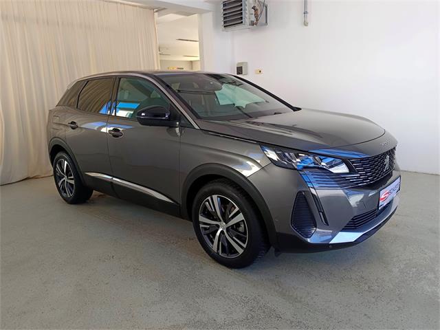 Peugeot 3008 PureTech 130 6-Gang-Manuell Allure  - � 22390