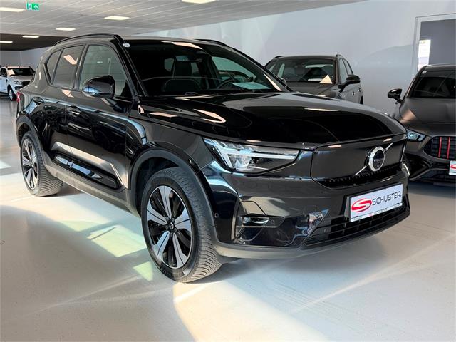 Volvo XC40 Pure Electric Twin AWD *Pano, Harman Kardon*  - � 29490