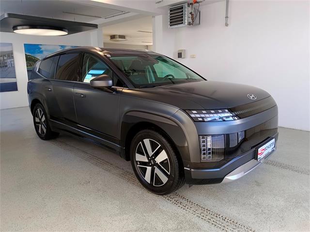 Hyundai Ioniq - � 69990