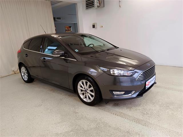 Ford Focus - � 8770