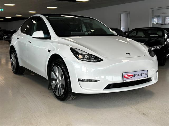Tesla Model Y Long Range AWD 79kWh  - � 37770