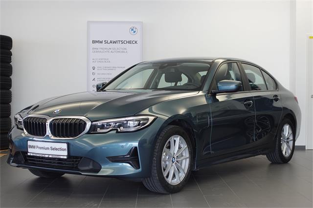 BMW 330e -  27900