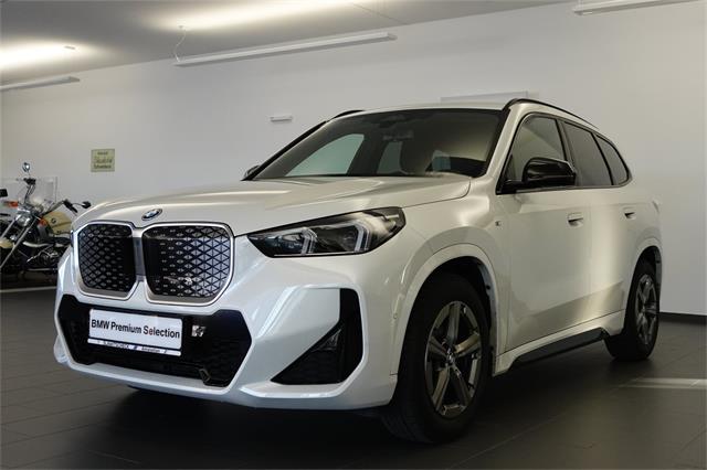 BMW i iX1 -  46900