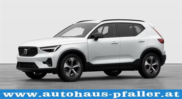 Volvo XC40 B3 Plus Dark 4 YOU Edition  -  44000