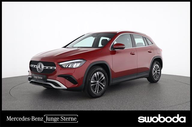 Mercedes GLA 180 Aut. AHK Park.Assistent Sitzhzg.  - � 41550