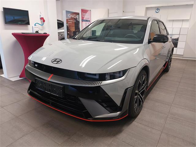 Hyundai Ioniq -  69980