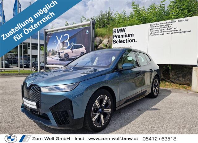 BMW i iX xDrive40  -  49900