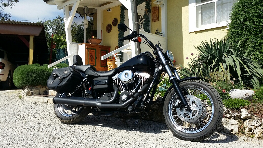 Harley Davidson   Dyna - € 8400