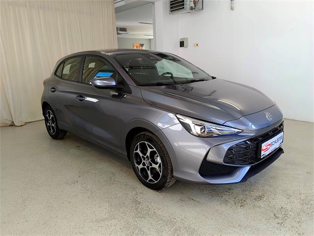 MG 3 1 MG,5 Hybrid+ Comfort  - � 16990